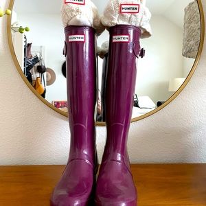 Women’s Hunter rain boots (size 8) with fleece liners